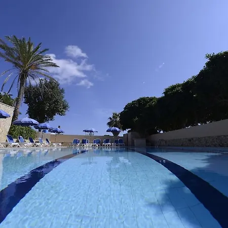 Oasis Hotel apartamentowy 3*