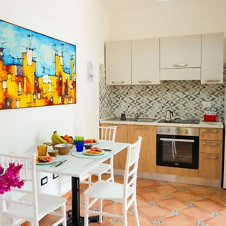 Hotel apartamentowy Oasis 3*