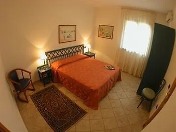 Hotel apartamentowy Oasis 3*