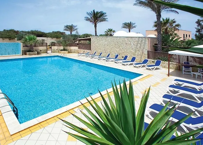 Oasis Apart-hotel 3*