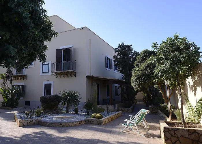 Oasis Apart-hotel 3*